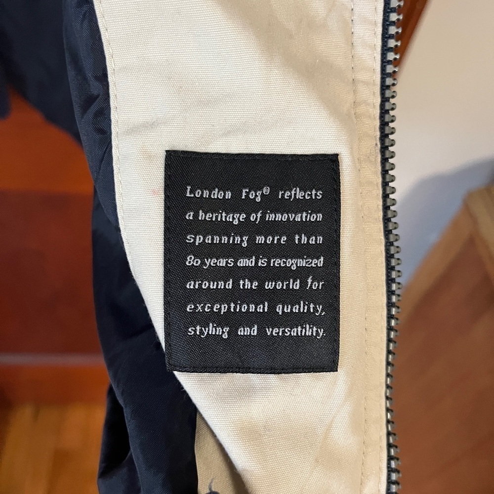 London Fog Limited Edition Jacket - Dark Blue and Light Tan Trim Size S - Picture 7 of 12